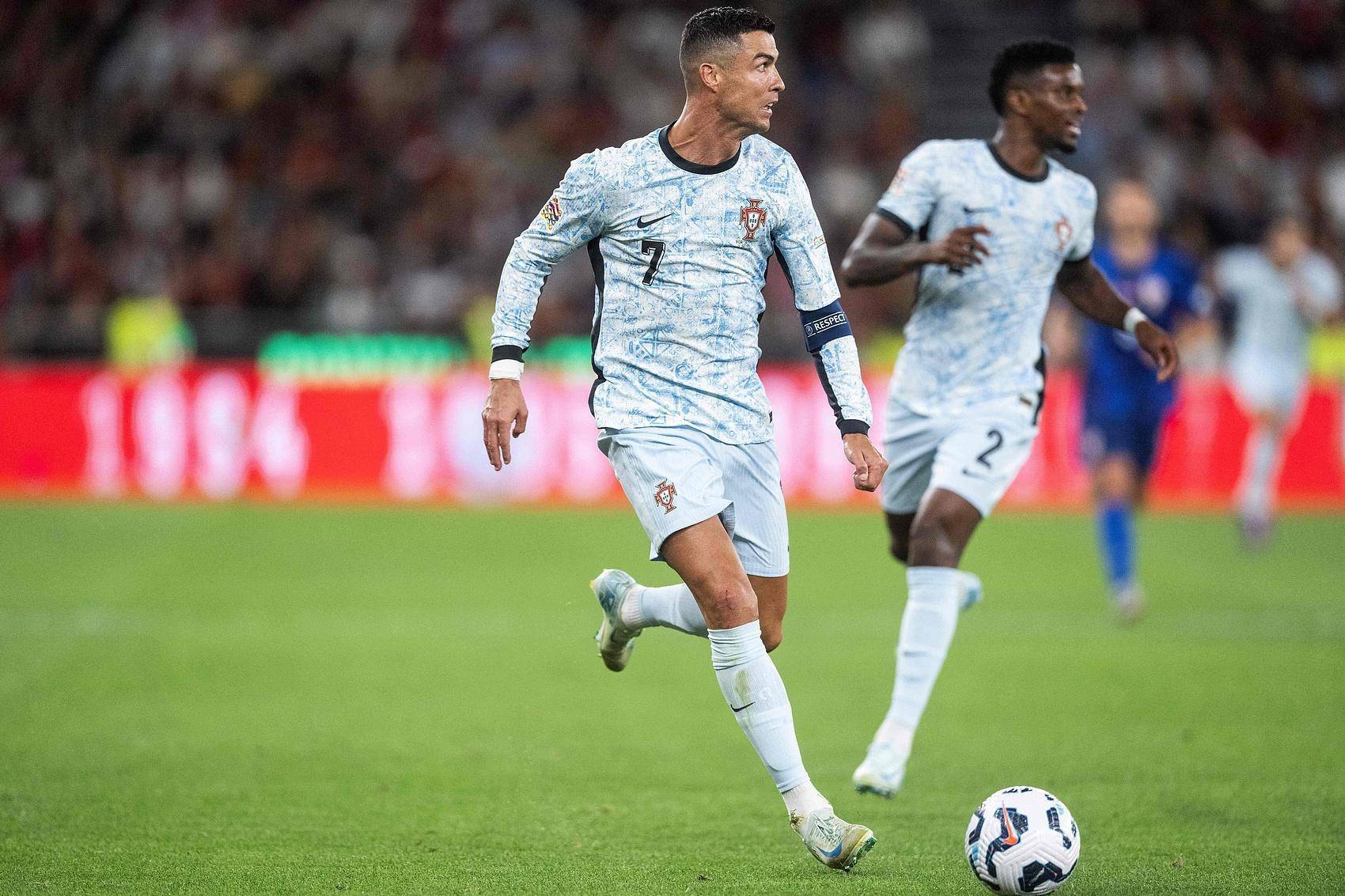 九游体育官网-C罗重要时刻领先优势明显，法国队带队取胜！比赛高潮迭起-九游体育官网